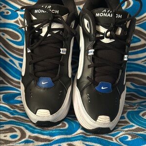 Nike Air Monarch IV Black/White Men's Shoes